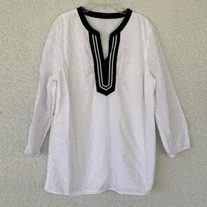 Talbots White Eyelet Tunic with navy blue Trim size L